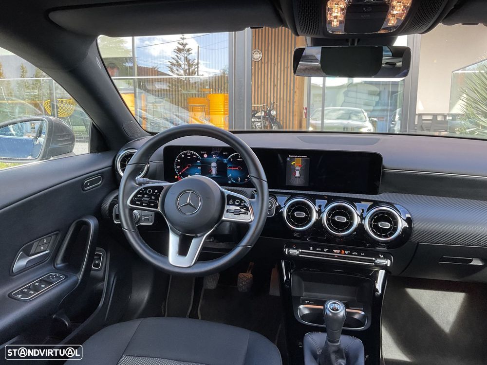 Mercedes-Benz CLA 180 d Shooting Brake Business Solutions - 34