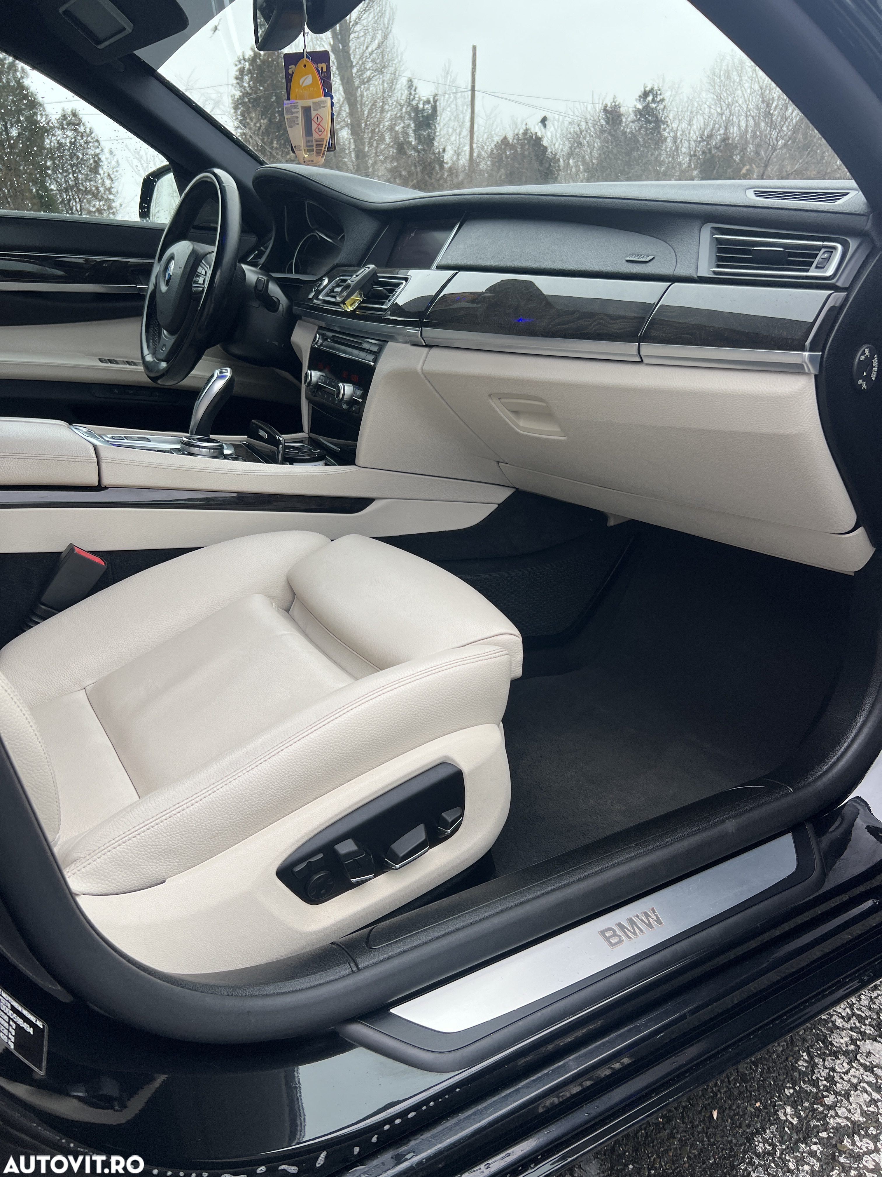 BMW Seria 7 740d xDrive - 9