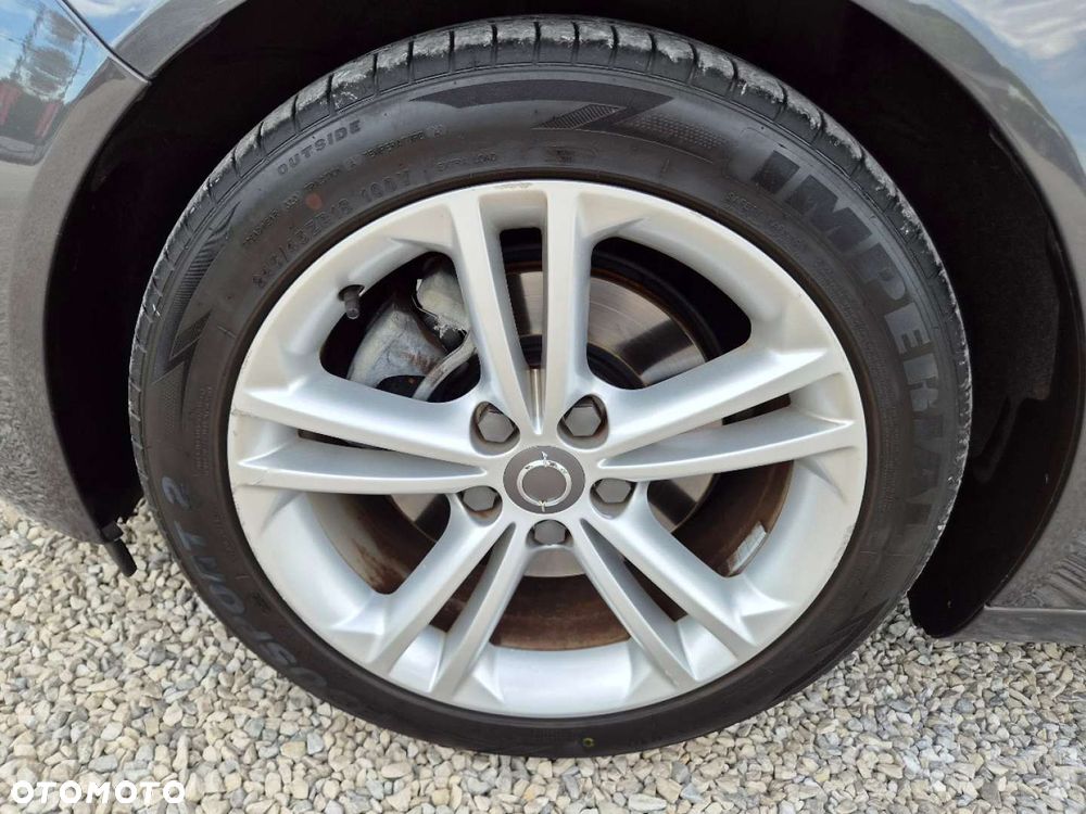 Opel Insignia - 31