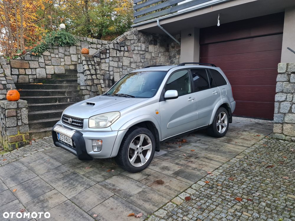 Toyota RAV4 D-4D 4x4 - 1
