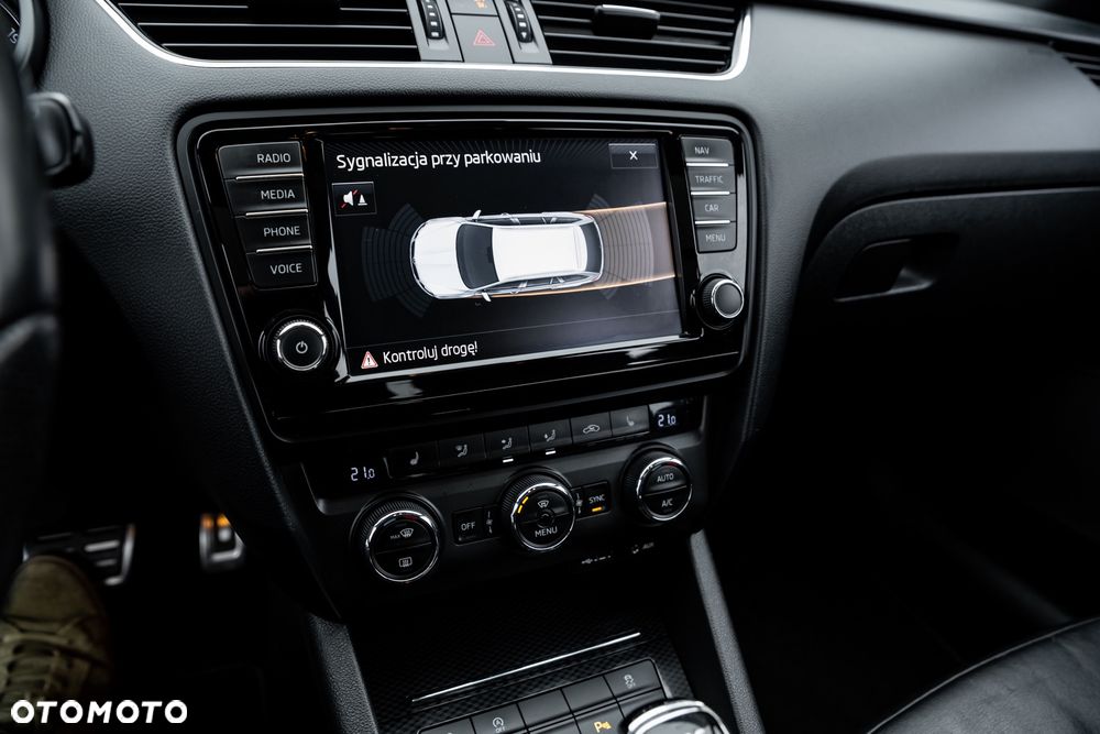 Skoda Octavia Combi 2.0 TSI (Green tec) DSG RS - 36