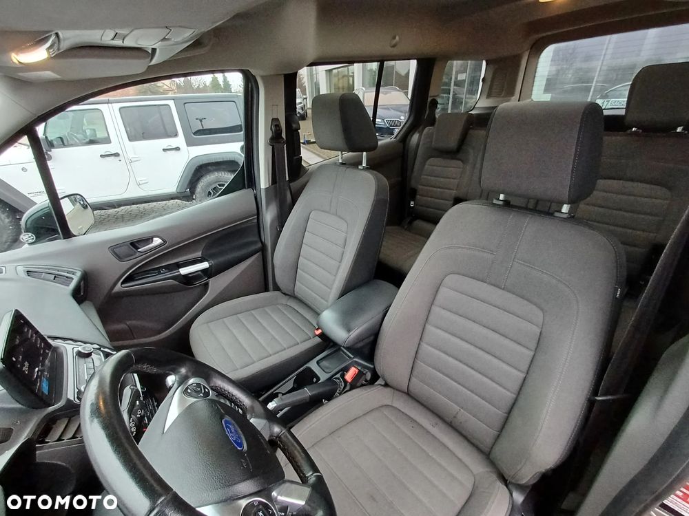 Ford Tourneo Connect - 16
