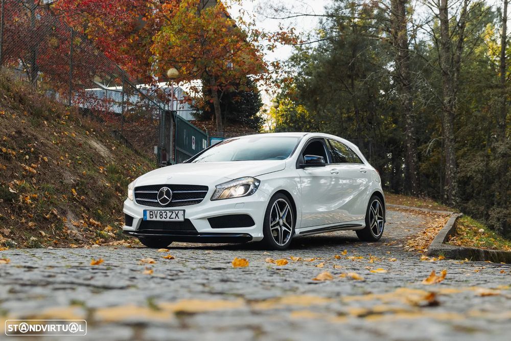 Mercedes-Benz 200 - 1