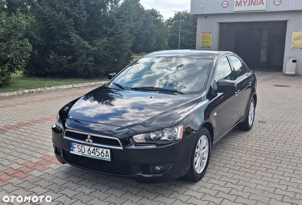 Mitsubishi Lancer 1.6 Intense - 10