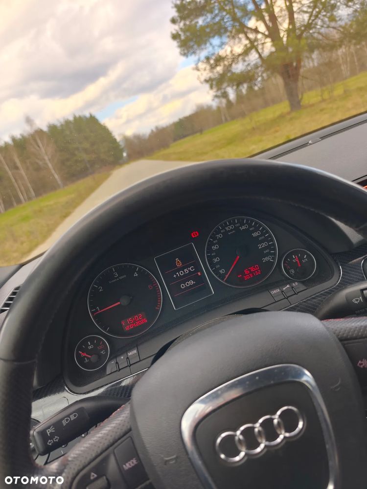 Audi A4 Avant 2.7 TDI DPF - 9