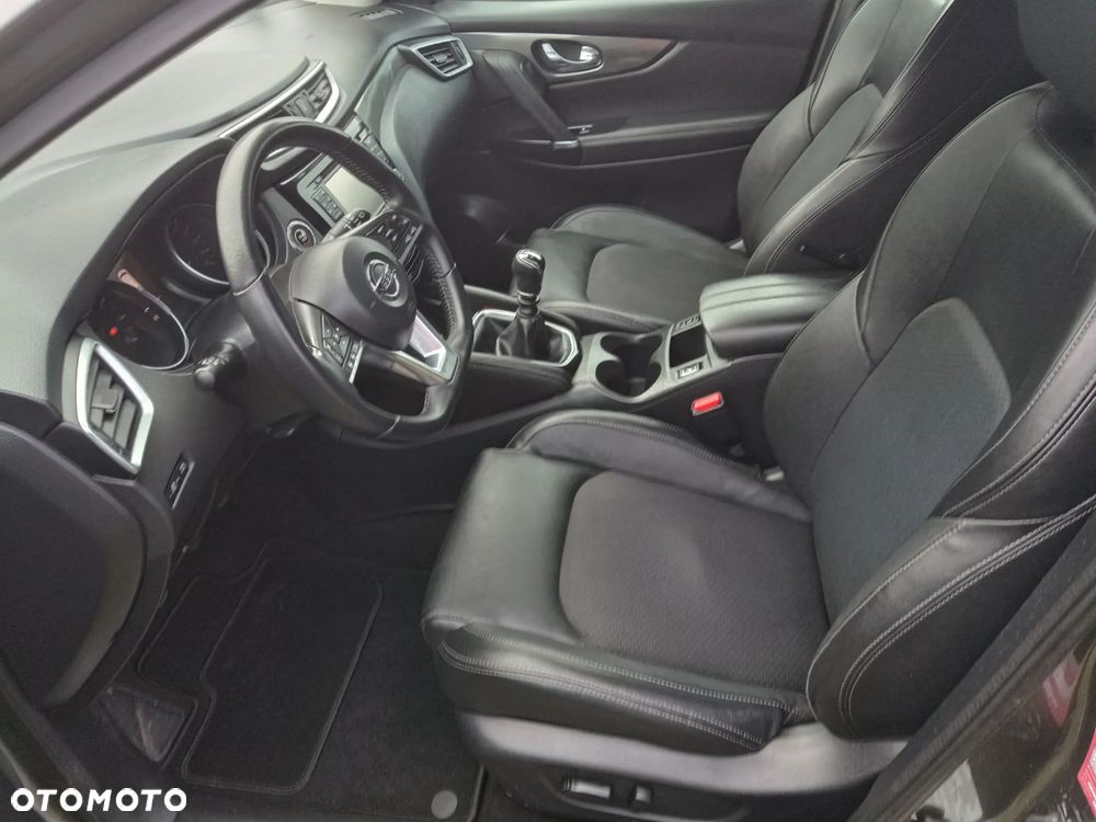 Nissan Qashqai 1.6 DIG-T N-Tec - 9