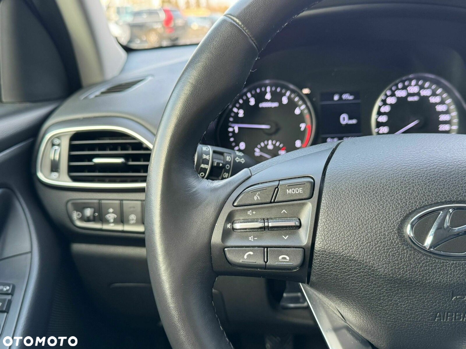 Hyundai i30 1.5 T-GDI 48V Modern - 12