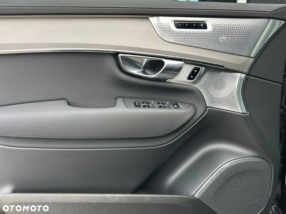 Volvo XC 90 - 19