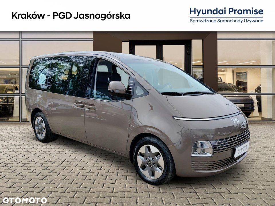 Hyundai Staria - 9