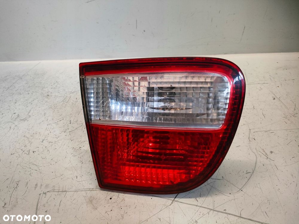 LEON I 98- LAMPA LEWY TYŁ W KLAPE - 3