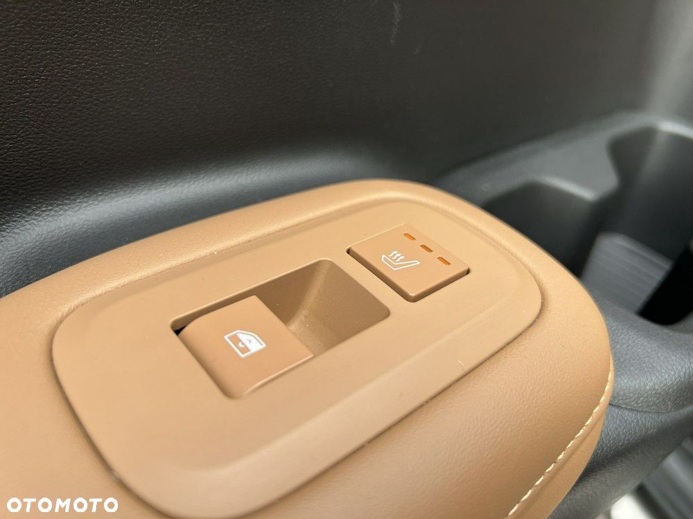 Hyundai Santa Fe - 32