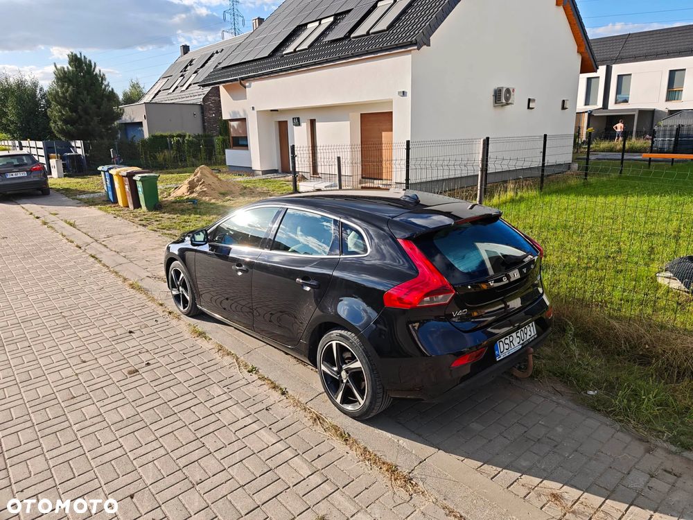 Volvo V40 D2 Momentum - 16