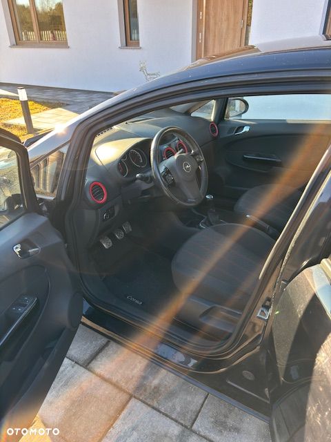 Opel Corsa 1.4 16V Satellite - 17