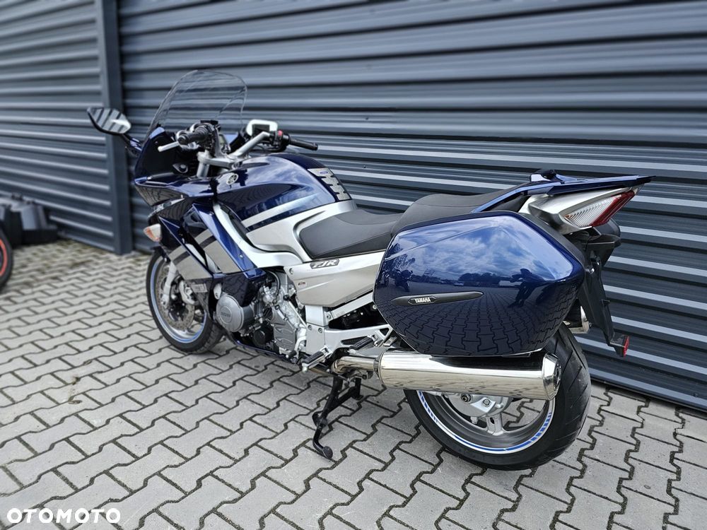 Yamaha FJR - 6