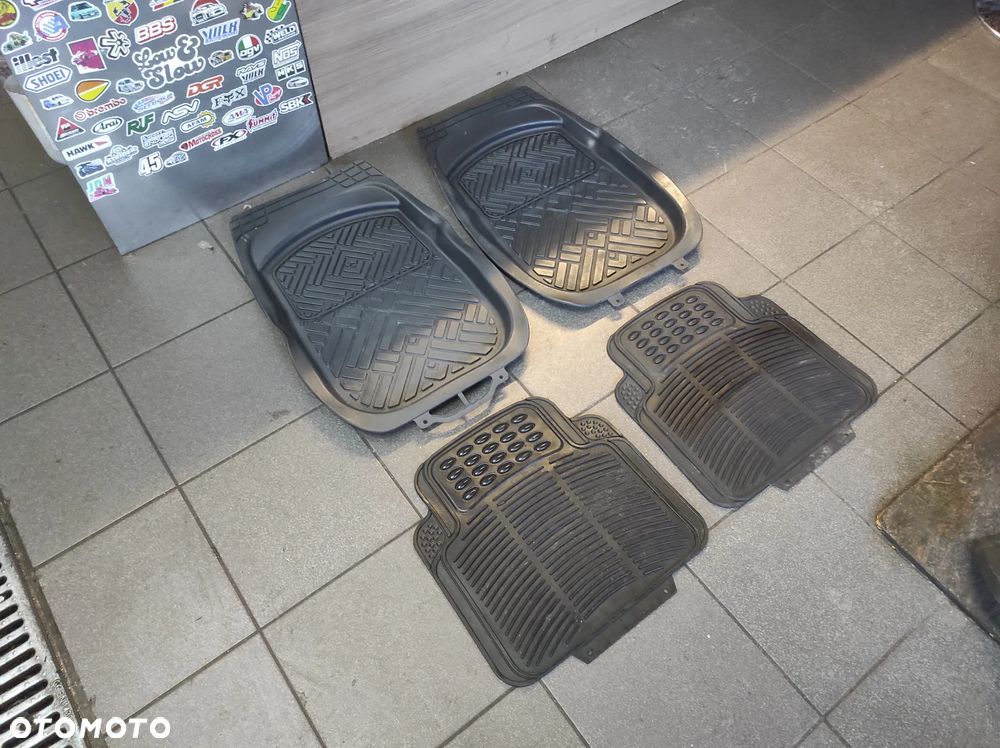SKODA FABIA 2 HB KOMBI ROOMSTER PRAKTIK DYWANIKI GUMOWE PRZÓD TYŁ LEWY PRAWY WYSYŁKA !!!! - 1