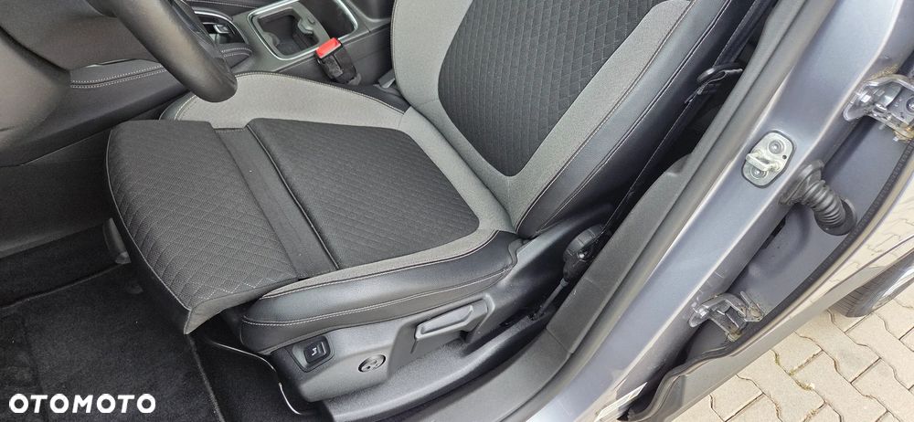 Opel Grandland X 1.2 Start/Stop Business INNOVATION - 33