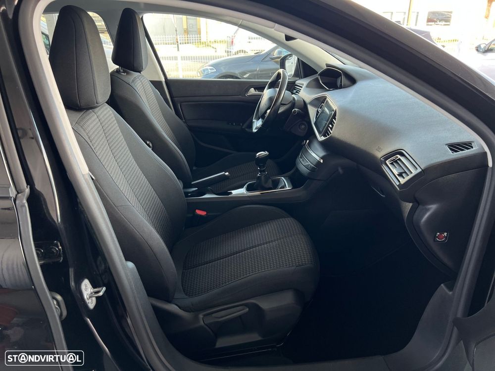 Peugeot 308 1.5 BlueHDi Style - 24