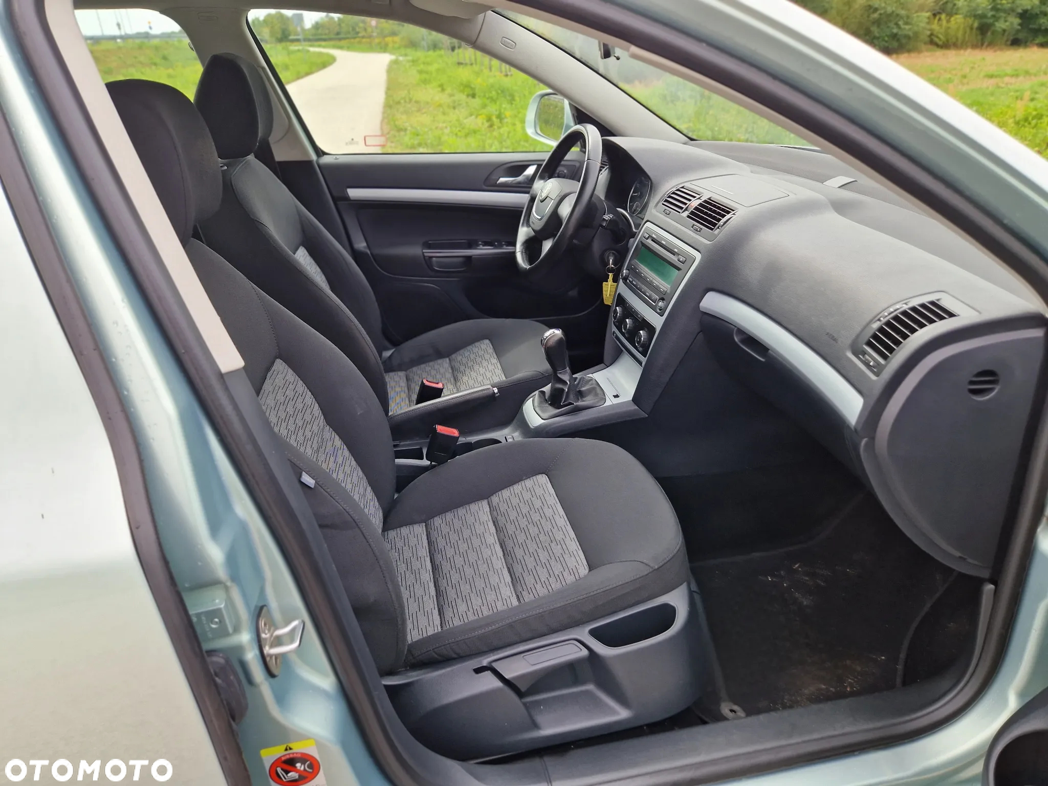 Skoda Octavia 1.6 - 19