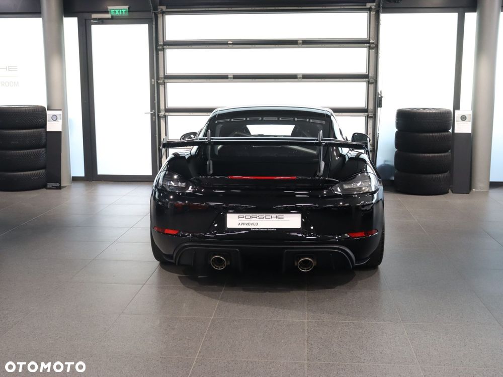 Porsche 718 Cayman GPF GT4 RS PDK - 4