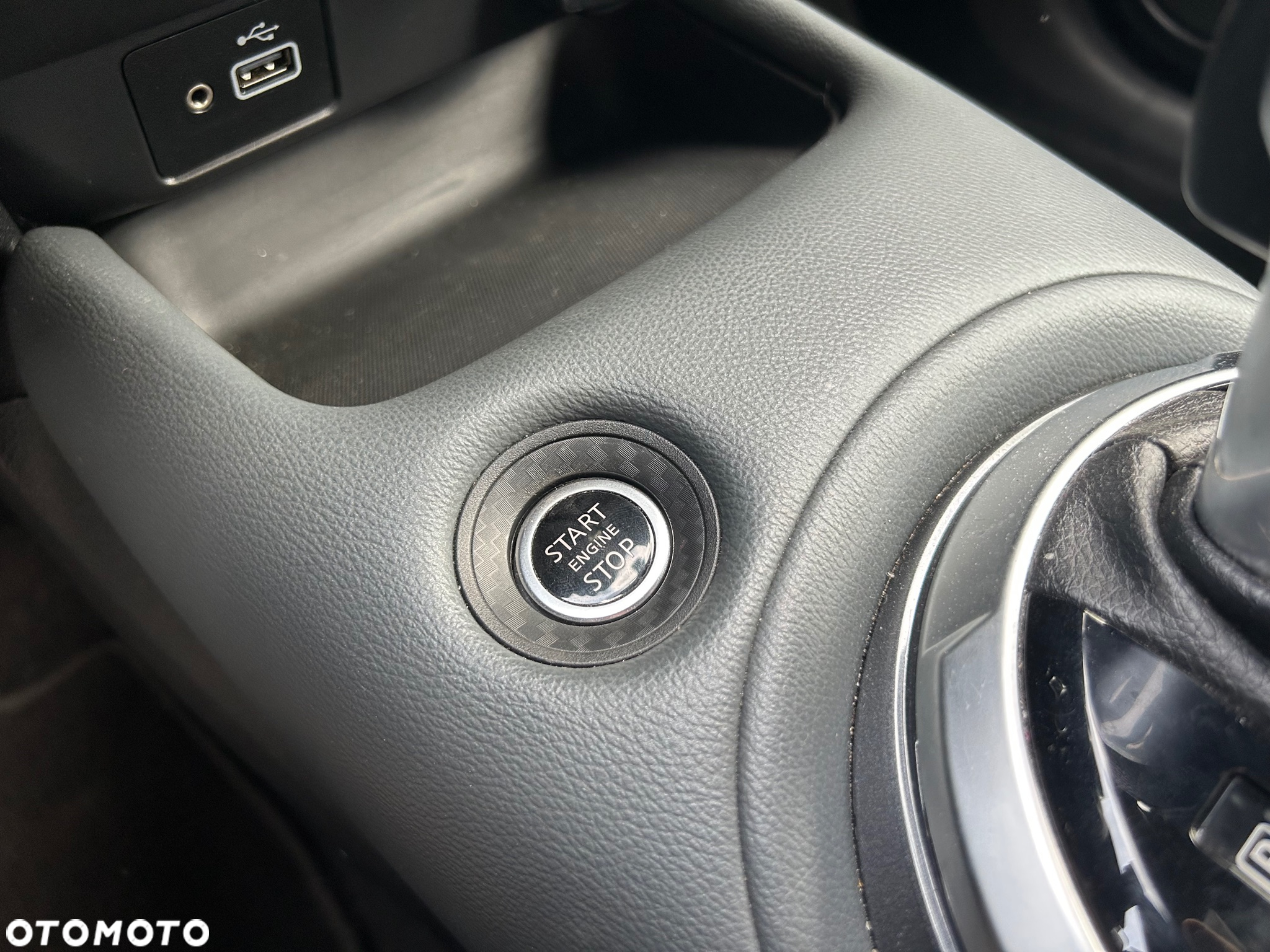 Nissan Juke 1.0 DIG-T N-Connecta DCT - 27