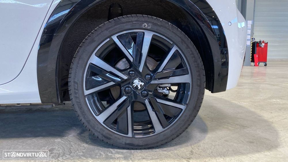 Peugeot e-208 50 kWh GT - 7