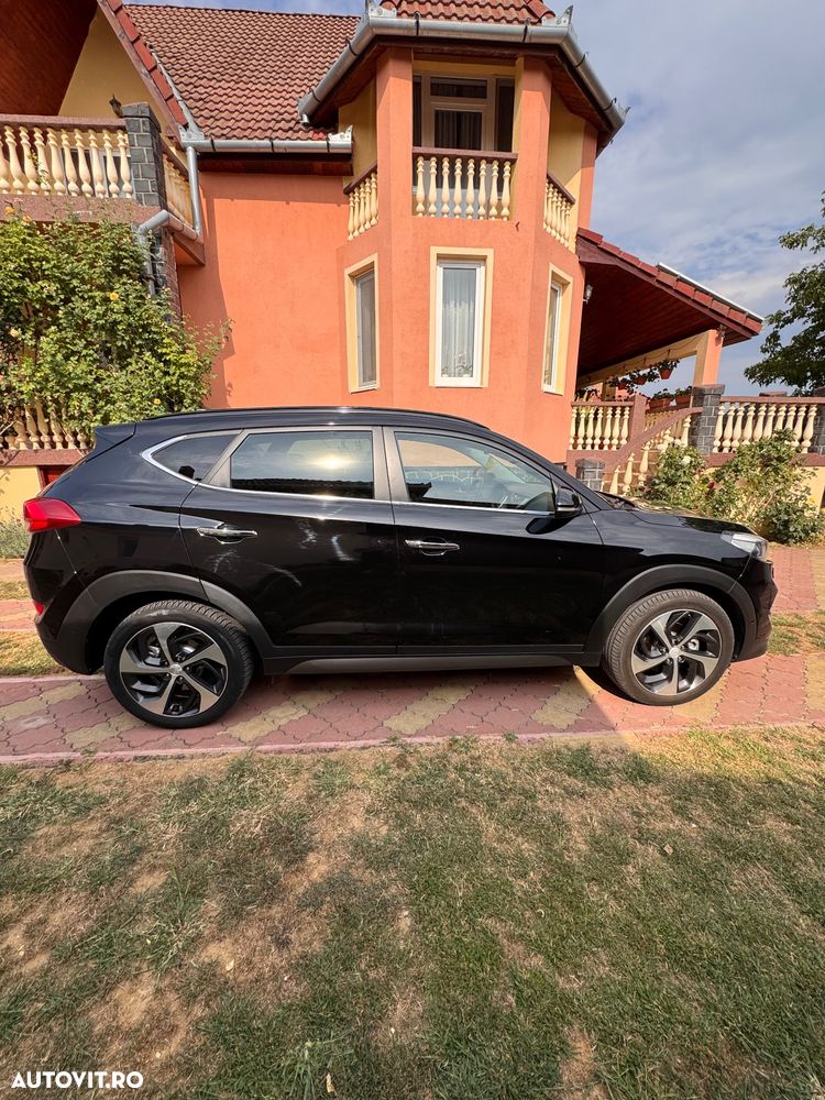 Hyundai Tucson - 4