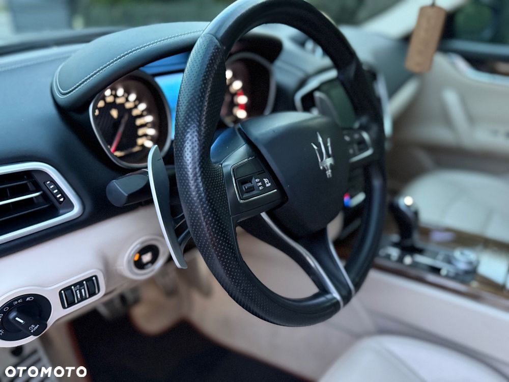 Maserati Ghibli Automatik - 13