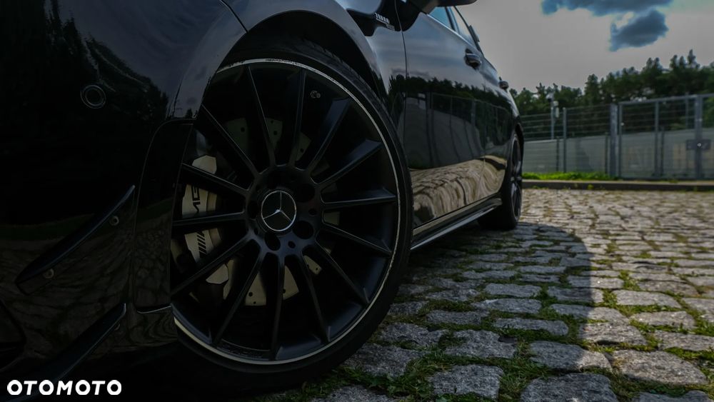 Mercedes-Benz Klasa A 35 AMG 4-Matic 7G-DCT - 8
