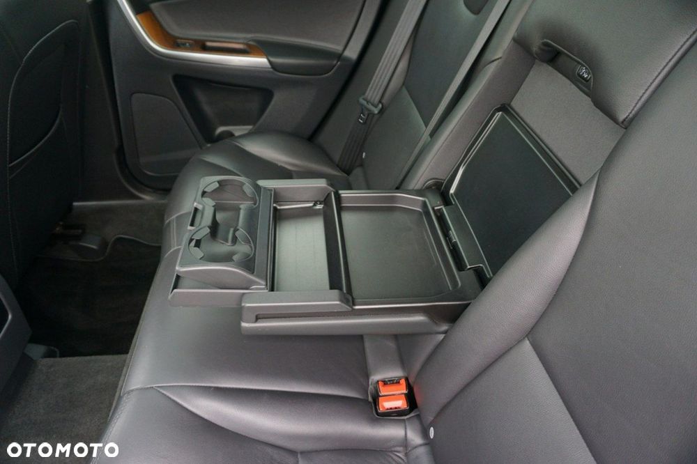 Volvo XC 60 T5 AWD Inscription - 23