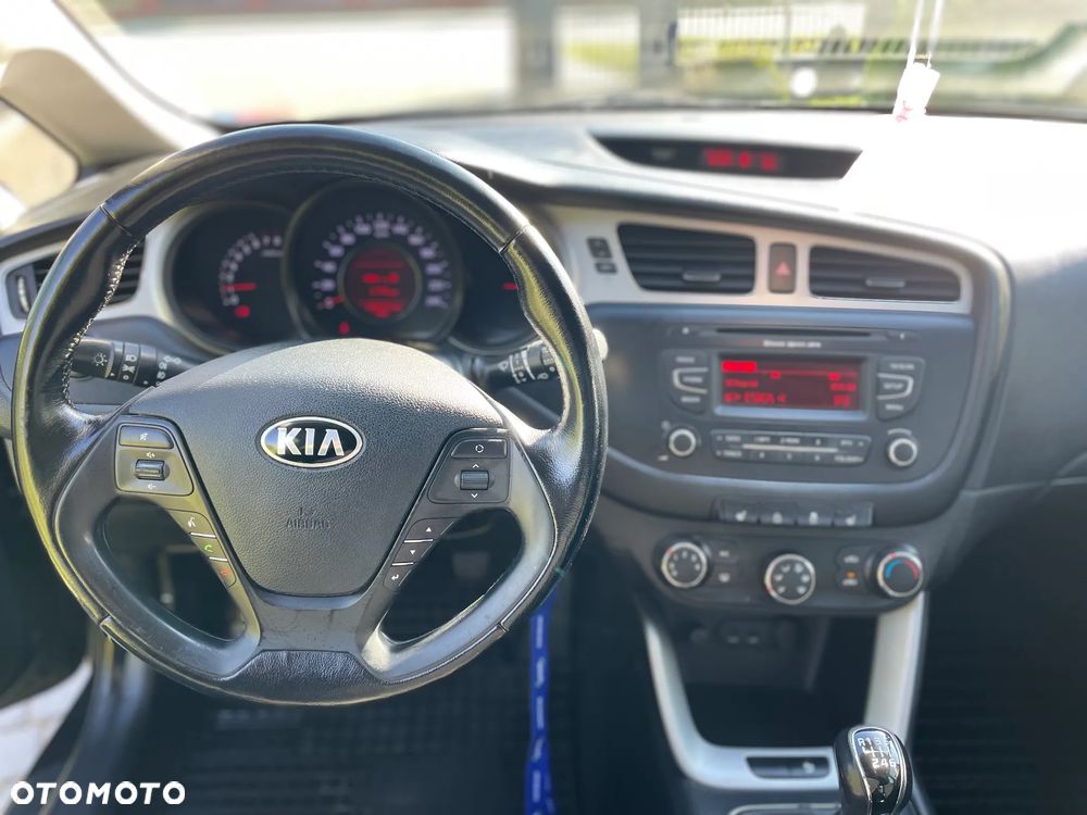 Kia Ceed 1.4 Business Line - 9