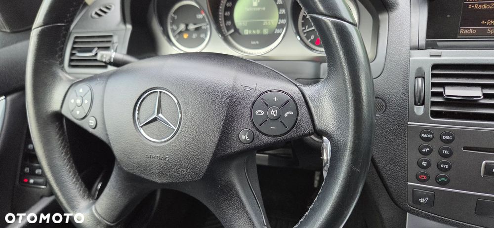 Mercedes-Benz Klasa C - 36
