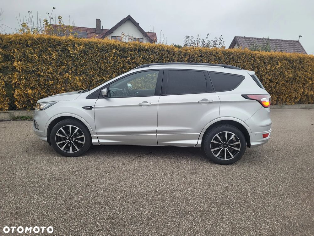 Ford Kuga - 15