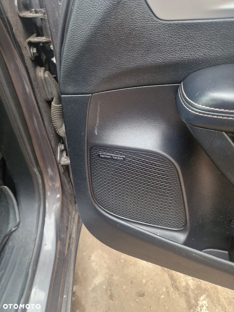 Chrysler Pacifica - 14