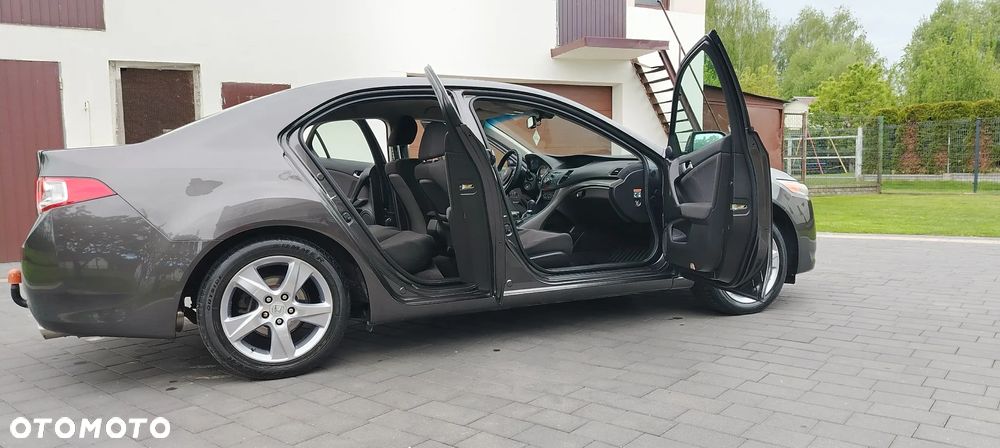 Honda Accord 2.0 Elegance - 16
