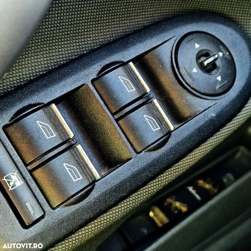 Ford Kuga 2.0L TDCi DPF Trend - 7