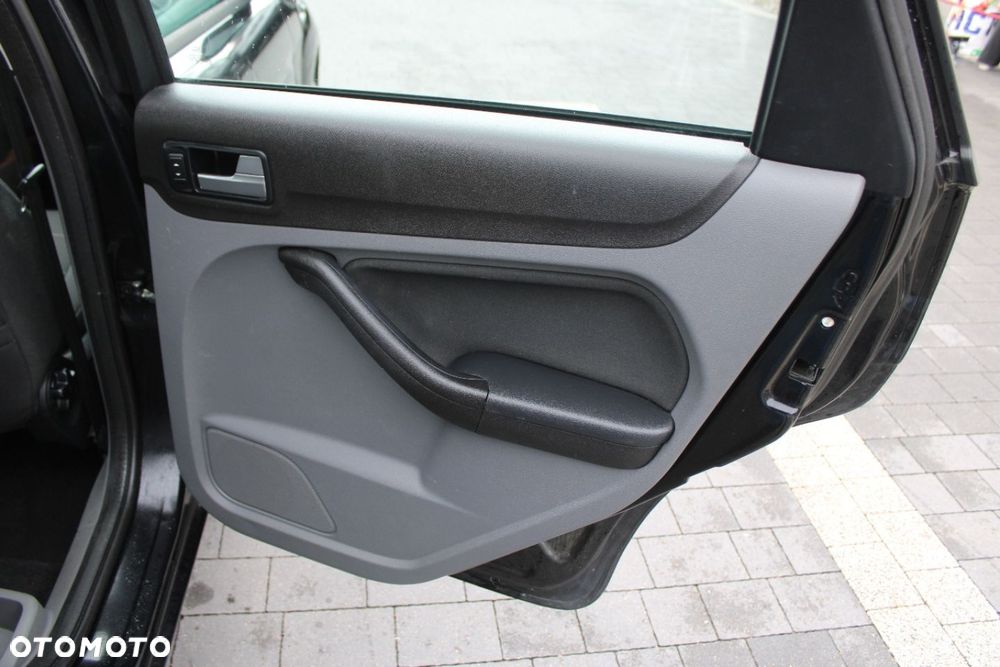 Ford Focus - 20