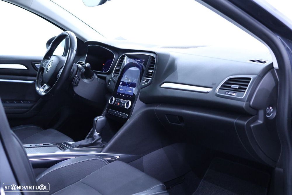 Renault Mégane Sport Tourer - 25