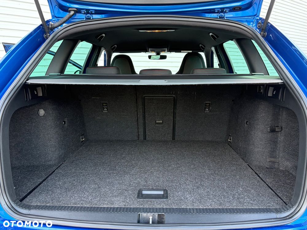 Skoda Octavia 2.0 TDI RS Challenge DSG - 27