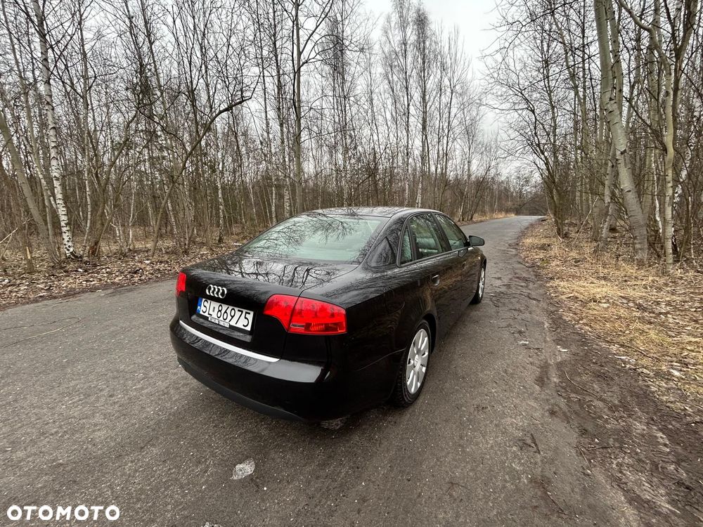 Audi A4 Limousine 2.0 TDI DPF - 4