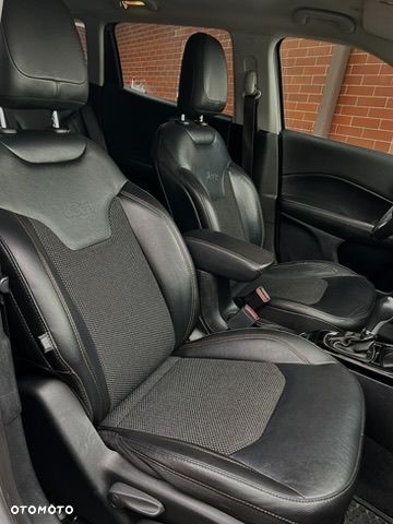Jeep Compass 1.4 TMair Limited 4WD S&S - 23