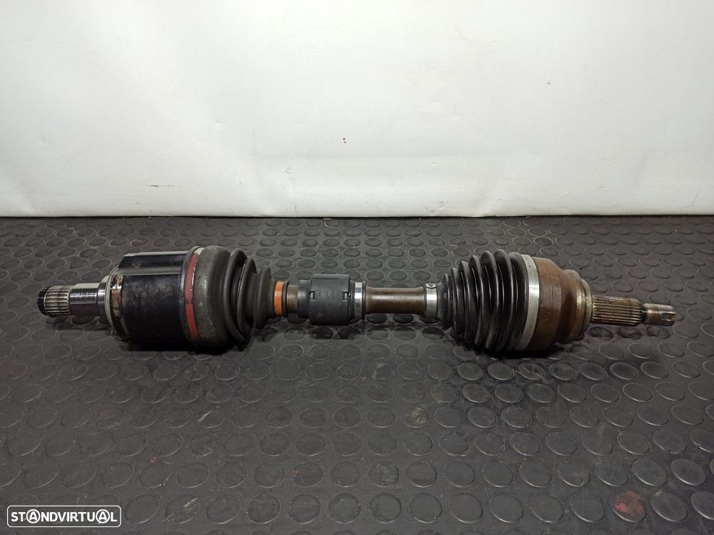 TRANSMISSÃO FRENTE ESQUERDA MITSUBISHI OUTLANDER (GF0) MOTION 2WD - 6