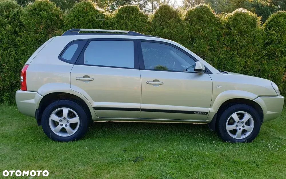 Hyundai Tucson 2.0 2WD GLS - 6