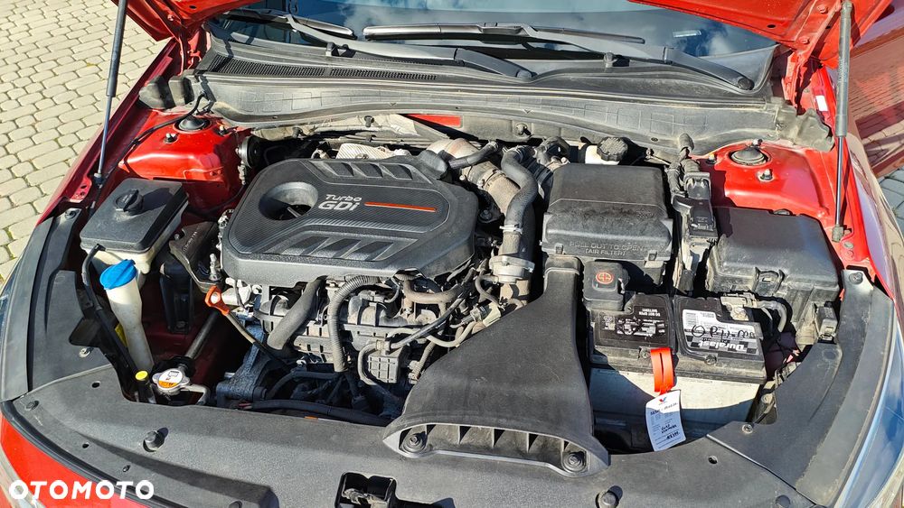 Kia Optima 2.0 T-GDI GT - 11