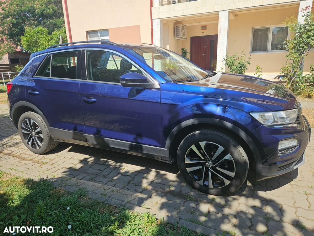 Volkswagen T-Roc - 4