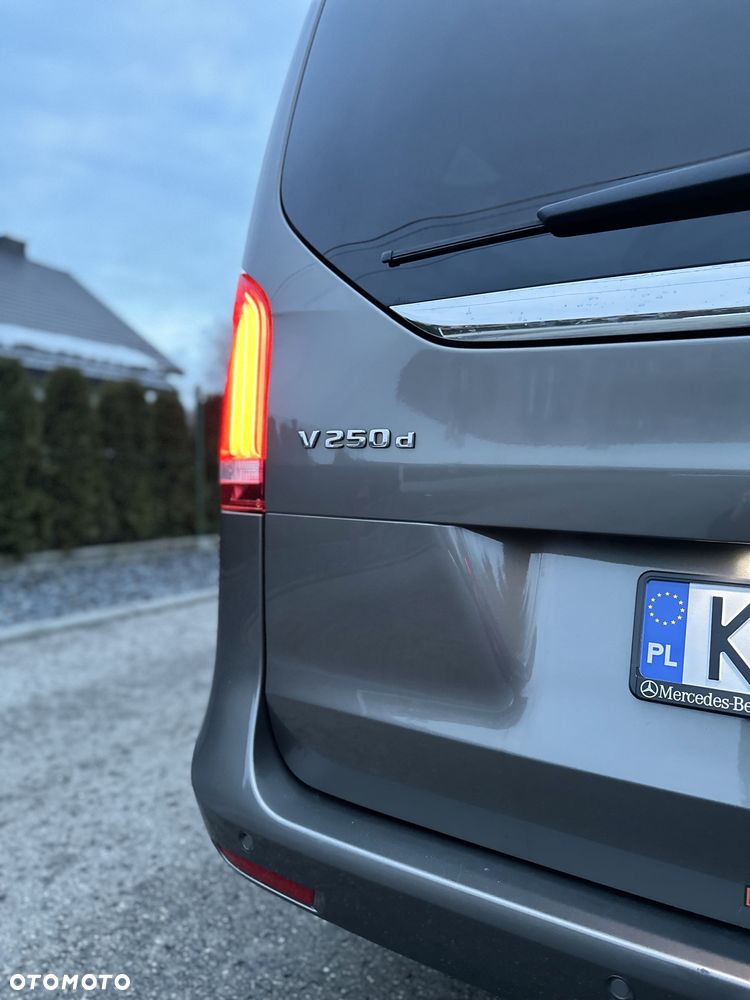 Mercedes-Benz Klasa V 250 d 4-Matic 7G-Tronic - 8