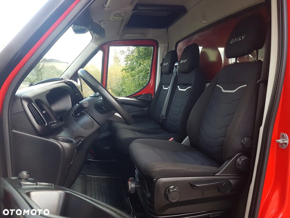 Iveco 50C18 DAILY 12EP PLANDEKA FIRANKA 5,11x2,46x2,35 SPANIE 3500 KG SKRZYNIA ŁADUNKOWA PAKA KLIMATRONIK TEMPOMAT KRAJOWY - 7