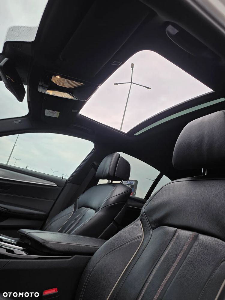 BMW Seria 5 520d xDrive M Sport sport - 23
