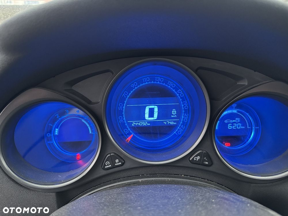 Citroën C4 e-HDi 115 Exclusive - 14