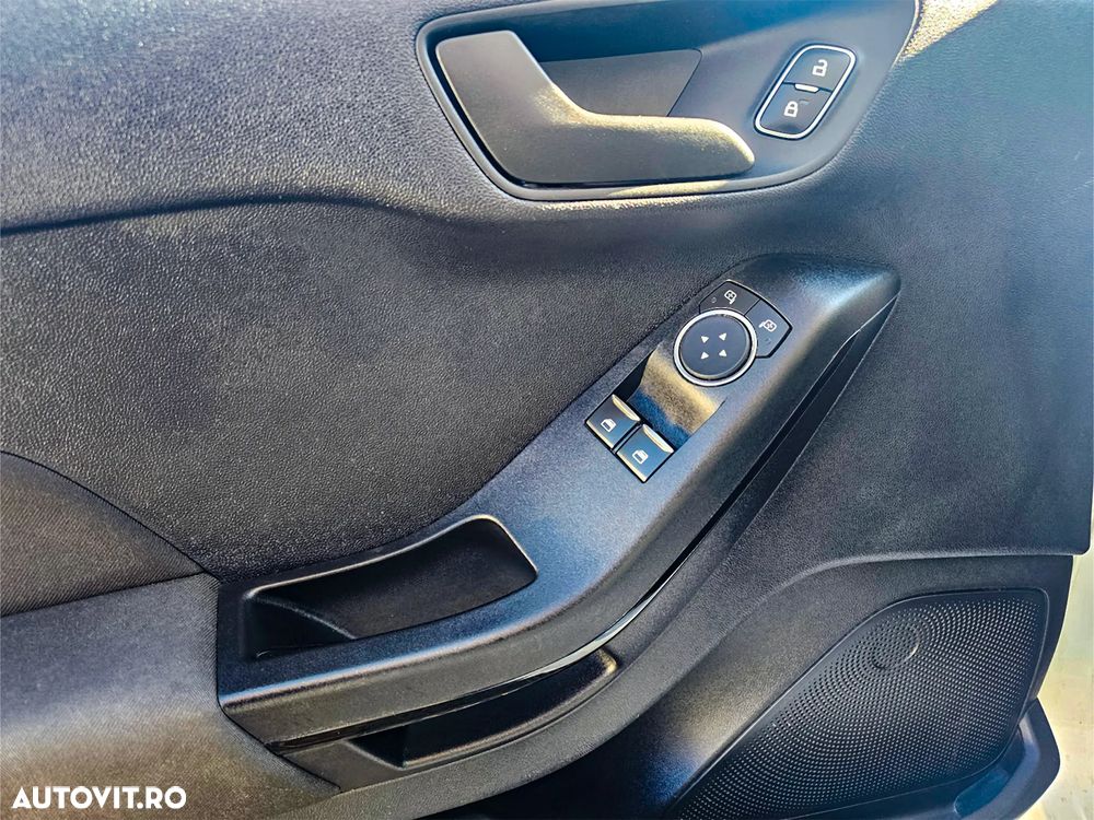 Ford Fiesta 1.1 Trend Connected - 10