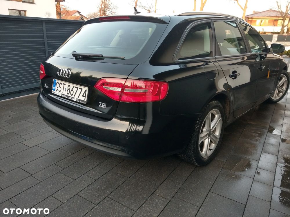 Audi A4 Avant 2.0 TDI DPF quattro Attraction - 9